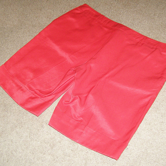 NEW Bright Red MOTIVI Dressy Shorts size 6 Cuffed - Picture 5 of 7